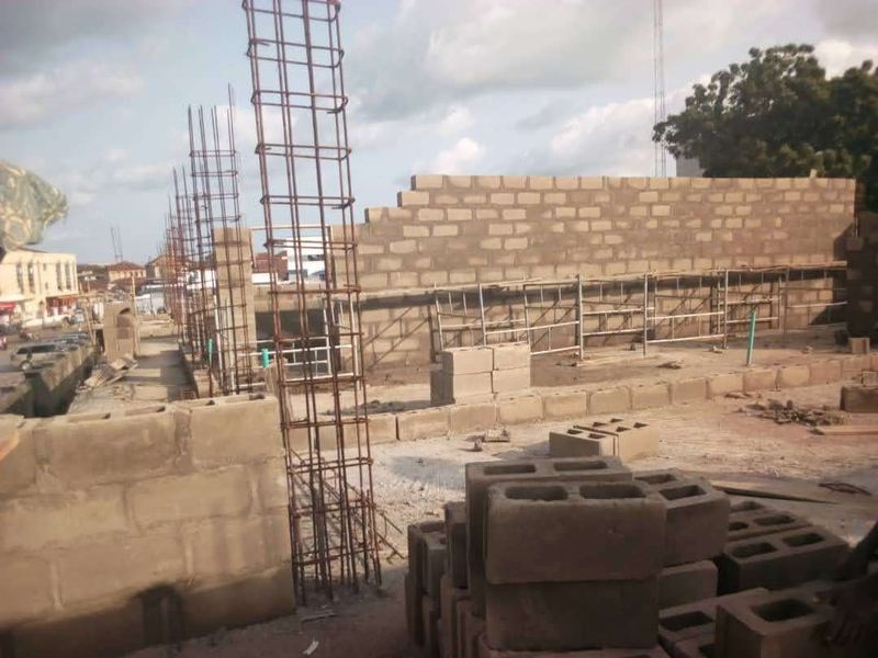 Column cages with blockwork infill