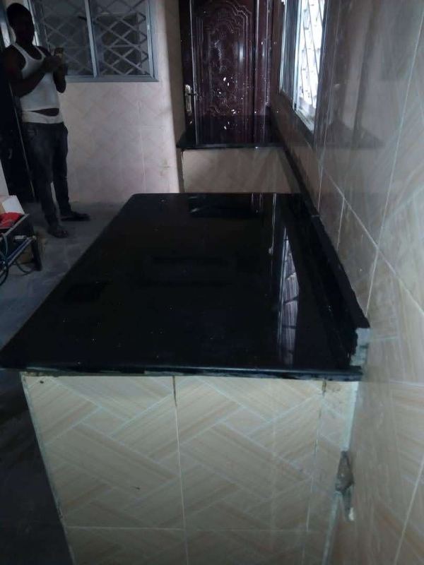 Polished worktop installation