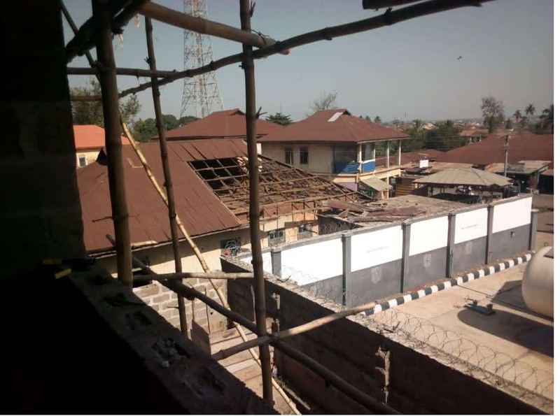 Perimeter wall to the site boundary