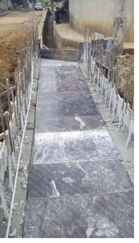 Cast stair with balustrade fixings set