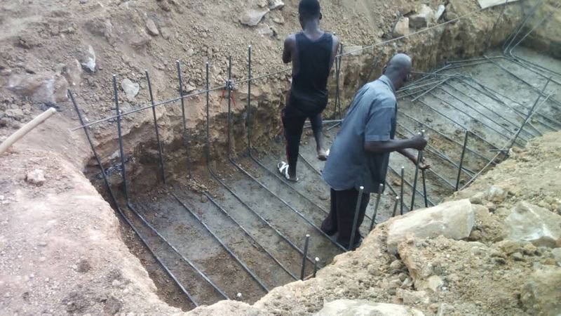 Reinforcement fixed in a cable trench